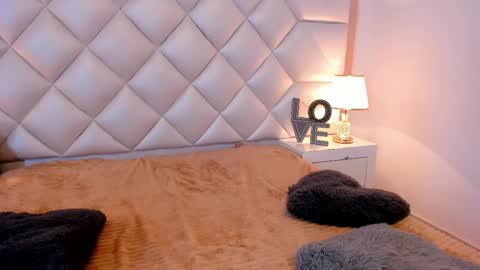 Brittany  online show from 10-03-25, 08:39