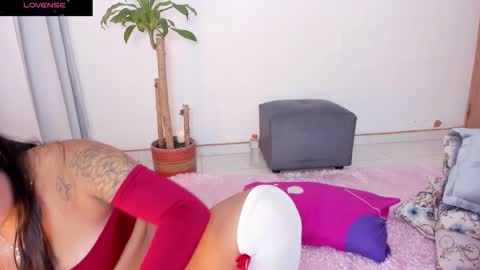 brittany online show from 10-25-25, 09:06