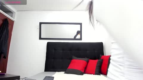 Snapshot of brittany_williams_ chatting on 01-17-25, 12:10 online show from 01-17-25, 12:10