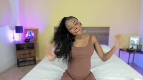 Btittany online show from 02-08-25, 08:42