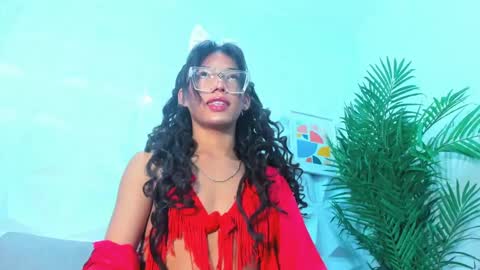 Snapshot of briyit_doll chatting on 01-11-25, 10:19 BRIYIT online show from 01-11-25, 10:19