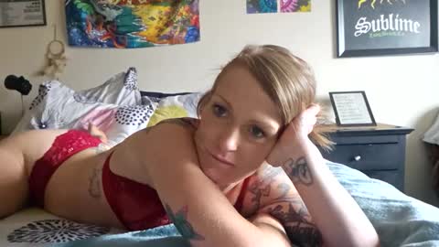 Snapshot of brockdemers1 chatting on 12-18-25, 03:51 brockdemers1 online show from 12-18-25, 03:51