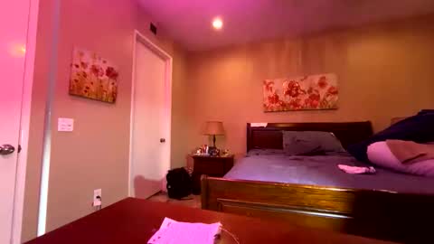 Snapshot of brodienewport chatting on 01-06-26, 08:45 brodienewport online show from 01-06-26, 08:45