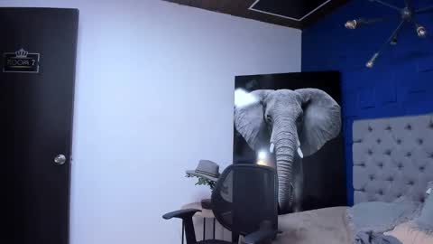 brody_hartchert online show from 09-18-25, 05:53