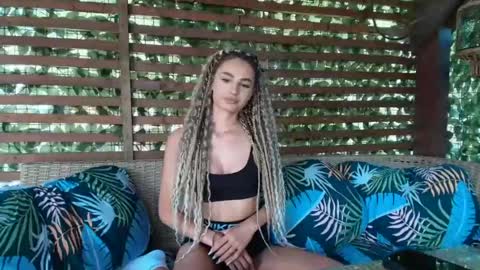 Snapshot of broklyne chatting on 08-05-26, 11:02 Brielle online show from 08-05-26, 11:02