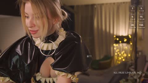 Snapshot of bronnica chatting on 12-14-24, 06:20 Anna online show from 12-14-24, 06:20