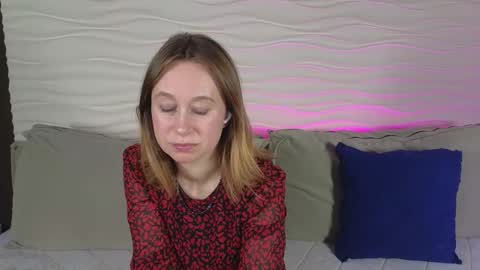 Brooke online show from 10-12-25, 01:15