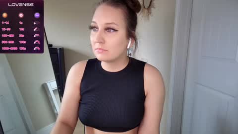 brookebee online show from 12-08-24, 07:43