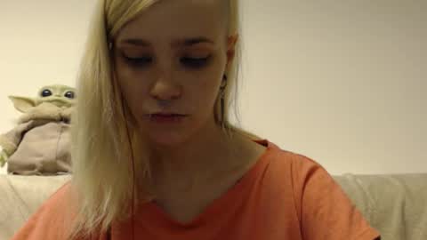 Snapshot of brookewylde_20 chatting on 11-12-25, 04:18 brookewylde_20 online show from 11-12-25, 04:18