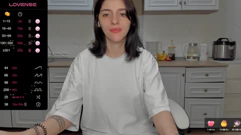 Snapshot of broosnica1 chatting on 12-21-24, 10:28 broosnica1 online show from 12-21-24, 10:28