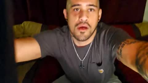 Snapshot of brownboyt chatting on 01-19-26, 02:59 brownboyt online show from 01-19-26, 02:59