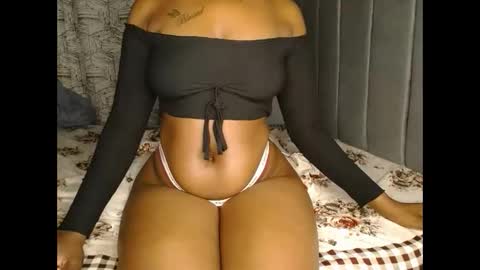 Snapshot of brownlatifa chatting on 10-31-25, 11:50 Tiffa online show from 10-31-25, 11:50