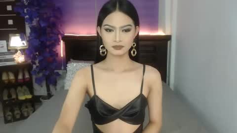 Roberta  GODDESS OF PLEASURE AND SEXUALDESIRE   online show from 12-19-24, 11:29
