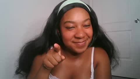 Brownsuagrcutie online show from 10-19-25, 02:23