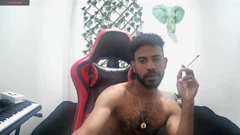 bruce_1111 online show from 11-26-25, 09:27