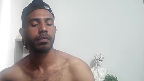 bruce_1111 online show from 05-26-26, 02:02