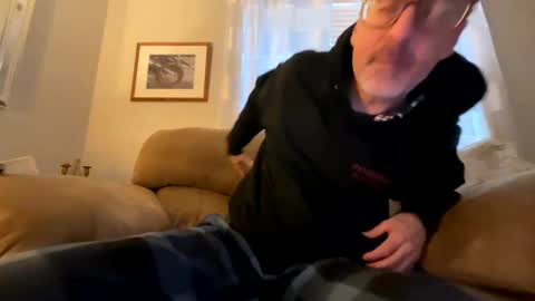 Snapshot of bruce_918 chatting on 01-25-25, 04:13 Bruce online show from 01-25-25, 04:13