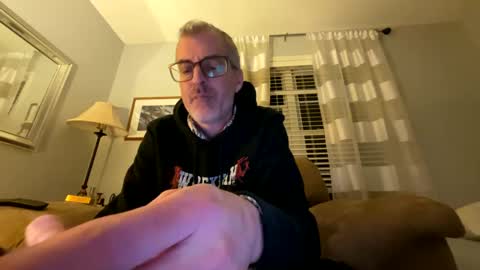 Snapshot of bruce_918 chatting on 02-12-25, 12:27 Bruce online show from 02-12-25, 12:27