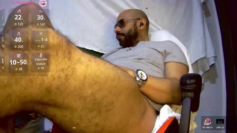 Bruce online show from 12-19-25, 06:09