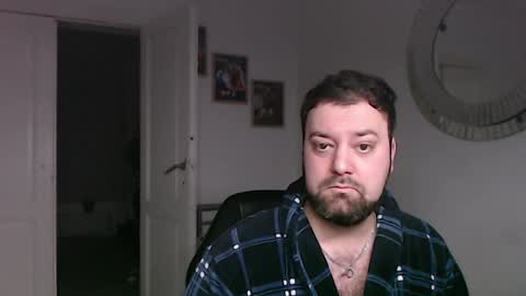 Snapshot of brucemf chatting on 01-18-25, 08:30 Bruce online show from 01-18-25, 08:30