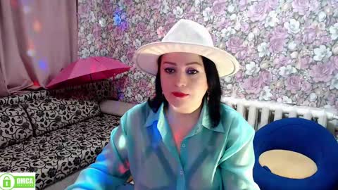 Julia online show from 01-16-25, 10:02