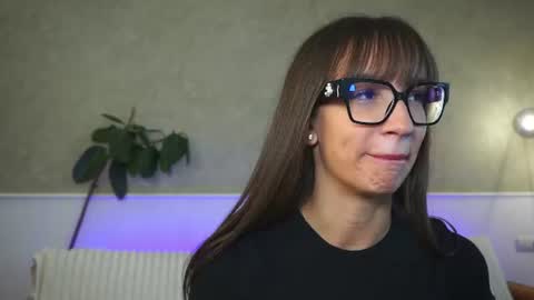 Snapshot of brunette_babee chatting on 06-24-26, 03:55 brunette_babee online show from 06-24-26, 03:55