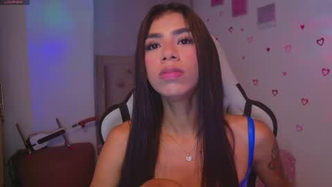 SARAH  online show from 04-10-26, 01:33