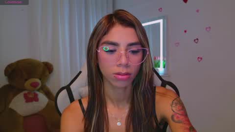 SARAH  online show from 07-12-26, 07:54