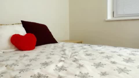 Snapshot of brunettgirl_ chatting on 12-02-24, 06:20 Ellis online show from 12-02-24, 06:20
