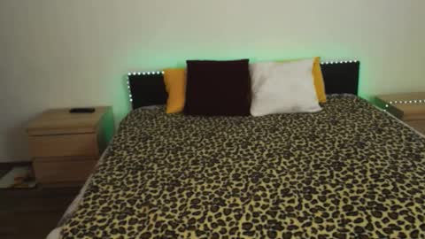 Snapshot of brunettgirl_ chatting on 01-24-25, 06:46 Ellis online show from 01-24-25, 06:46