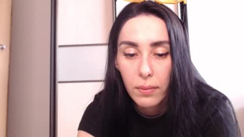 Snapshot of brunettgirl_ chatting on 02-05-25, 09:57 Ellis online show from 02-05-25, 09:57