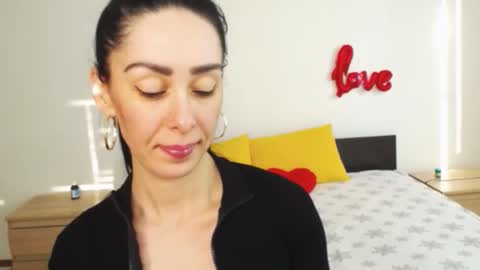 Snapshot of brunettgirl_ chatting on 02-22-25, 07:12 Ellis online show from 02-22-25, 07:12