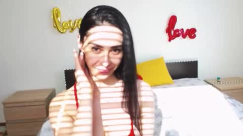 Snapshot of brunettgirl_ chatting on 02-24-25, 09:21 Ellis online show from 02-24-25, 09:21