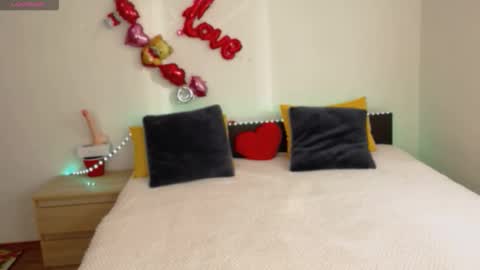 Snapshot of brunettgirl_ chatting on 09-12-25, 05:18 Ellis online show from 09-12-25, 05:18