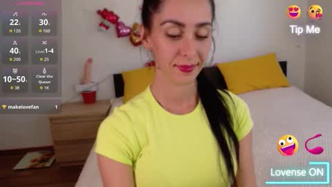 Snapshot of brunettgirl_ chatting on 09-22-25, 03:03 Ellis online show from 09-22-25, 03:03