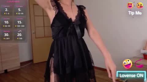 Snapshot of brunettgirl_ chatting on 09-25-25, 05:33 Ellis online show from 09-25-25, 05:33