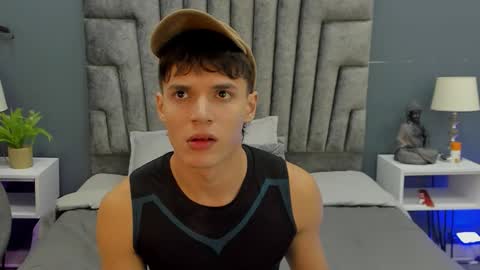 Snapshot of bruno_bellini chatting on 11-22-25, 11:20 Bruno Bellini online show from 11-22-25, 11:20