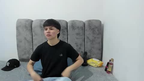 Snapshot of bruno_cruz chatting on 03-28-26, 03:17 Bruno Cruz online show from 03-28-26, 03:17