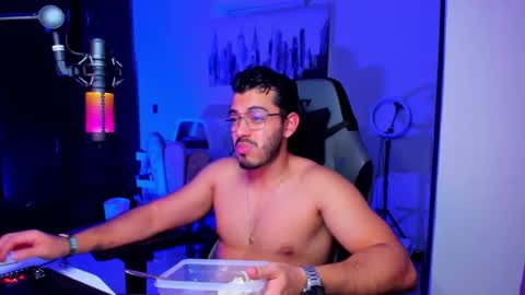 Bruno online show from 11-23-25, 07:19