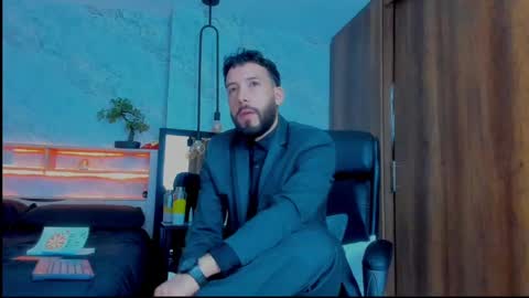 Andres Suarez online show from 02-28-25, 07:14