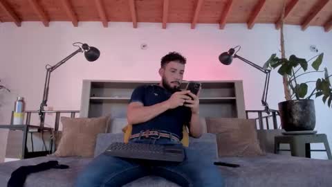 Andres Suarez online show from 03-03-26, 08:15