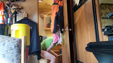 Steve... aka SkinnieDippin aka TimberTramp online show from 01-23-25, 09:29