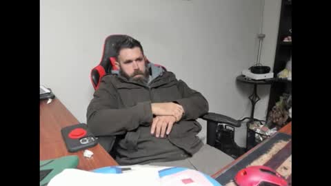 BRUTALMASTER1983 online show from 12-18-25, 07:53