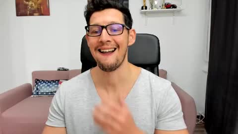 Snapshot of brutusk1 chatting on 01-04-25, 12:38 Brutus K online show from 01-04-25, 12:38