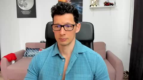 Snapshot of brutusk1 chatting on 03-05-25, 10:22 Brutus K online show from 03-05-25, 10:22