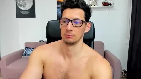 Snapshot of brutusk1 chatting on 03-11-25, 01:45 Brutus K online show from 03-11-25, 01:45