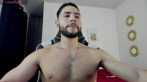Snapshot of bryan_oficials chatting on 05-10-26, 01:44 bryan_oficials online show from 05-10-26, 01:44