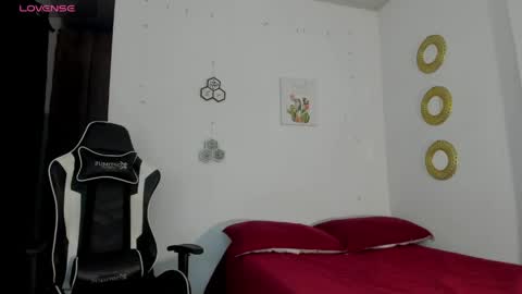 Snapshot of bryan_oficials chatting on 05-28-26, 06:32 bryan_oficials online show from 05-28-26, 06:32