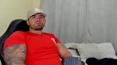 Snapshot of bryan_stoness chatting on 12-14-24, 01:39 bryan stoness online show from 12-14-24, 01:39