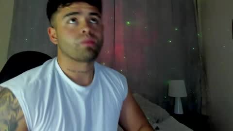 Snapshot of bryan_stoness chatting on 01-04-25, 01:52 bryan stoness online show from 01-04-25, 01:52